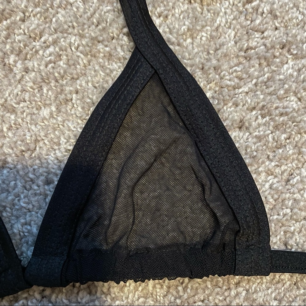Mesh triangle top - Picture 2 of 2